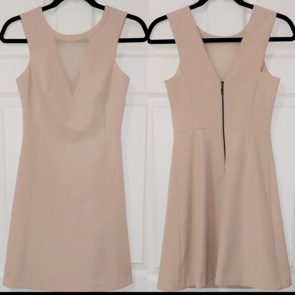 RW&Co. Fit And Fare Dress. Light Pink. Midi Dress. Size 2.